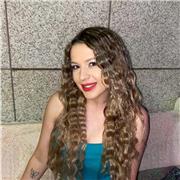 Soy una persona paciente, perseverante, positiva y divertida.
Planeo mis clases ye vuelco en cada una de ellas.